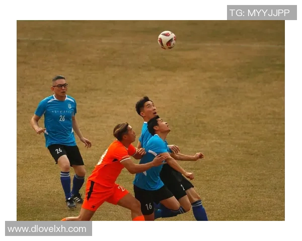 现在仍然习惯吸手指的足球明星们的童年回忆与职业生涯探索