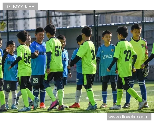 武汉足球队灵活性排名第六引发热议展现球队潜力与发展前景