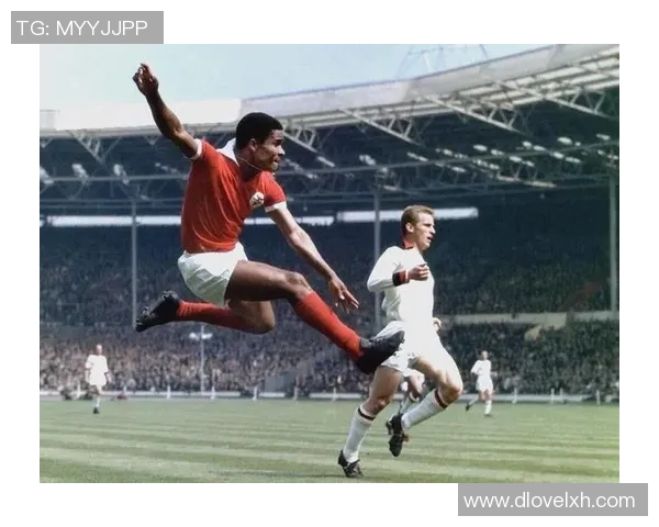 个号球衣背后的故事足球明星与球迷的情感纽带