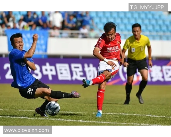 武汉足球队的蜕变之旅:从地方球队到奥运舞台的奋斗历程 武汉足球队的蜕变之旅:从地方球队到奥运舞台的奋斗历程