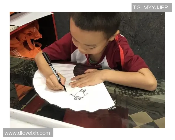 挑战绘制足球明星的技巧与步骤分享让你轻松成为画画高手 挑战绘制足球明星的技巧与步骤分享让你轻松成为画画高手