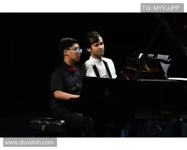 摇滚计划携手足球明星共创音乐盛宴引领潮流新风尚